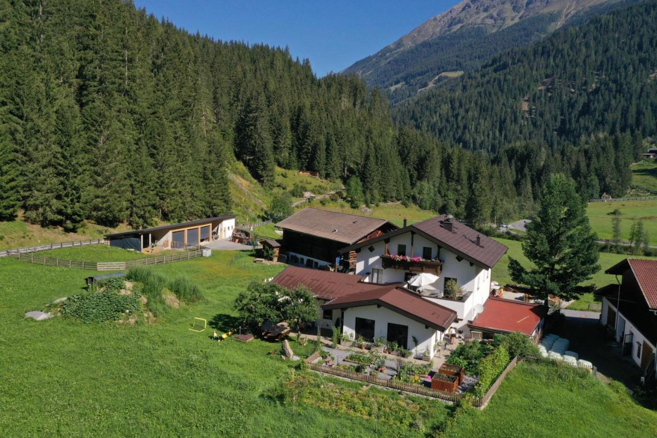 Landhaus St. Hubertus Kaunertal Esterno foto