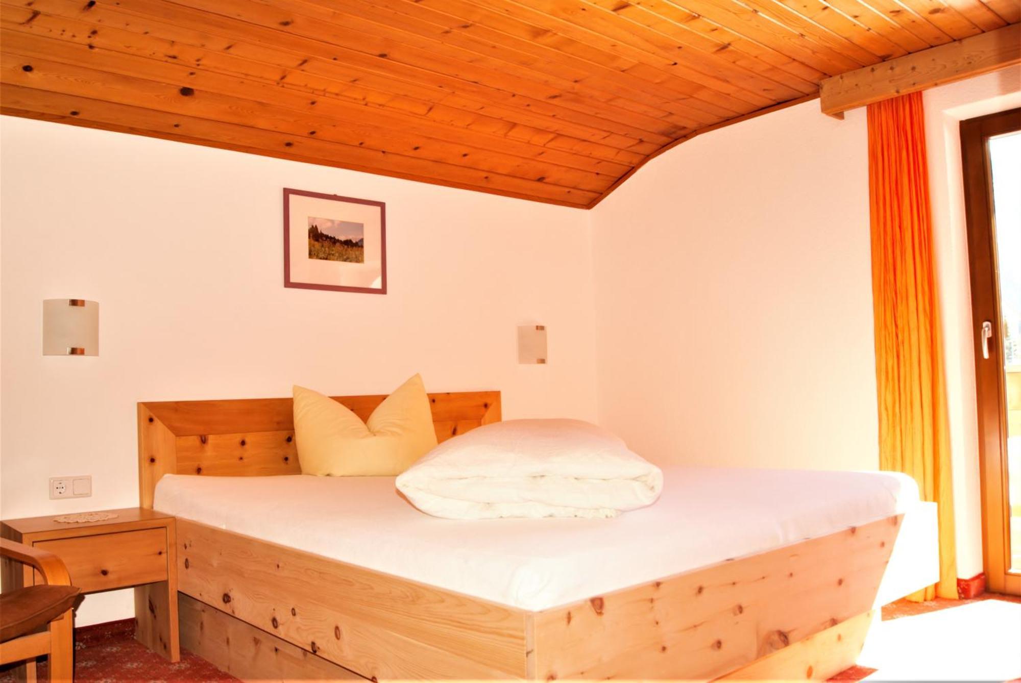 Landhaus St. Hubertus Kaunertal Camera foto